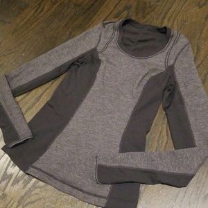 Lululemon reversible top size 4